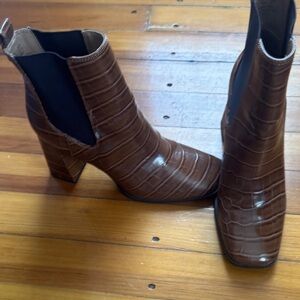 Circus by Sam Edelman Brown Croc-Embossed Booties